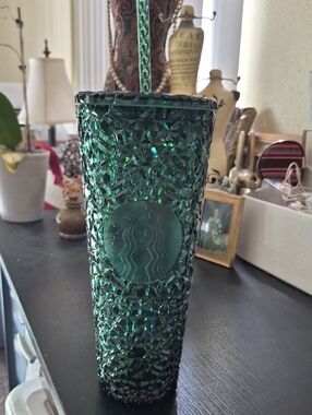 Starbucks Dark Green Faceted Reusable Tumbler with Straw